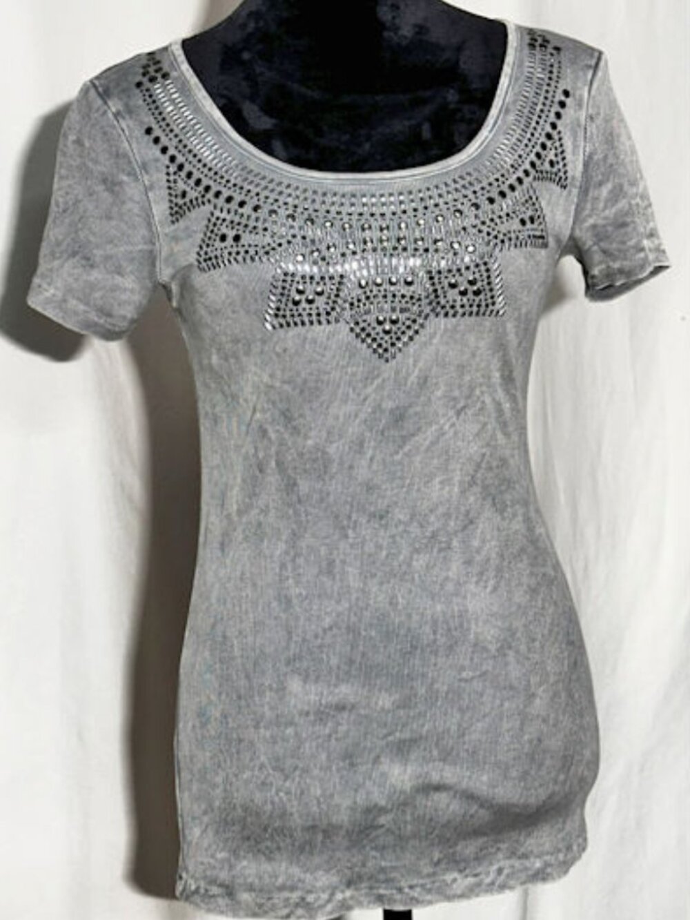 DayTrip Steely Gray Top, Riveted Design on Bodice, Large